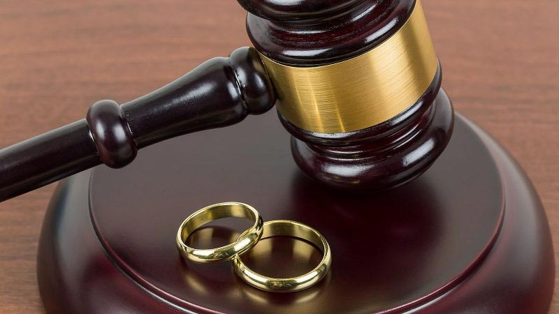 Chi phí thuê luật sư ly hôn hết bao nhiêu tiền?